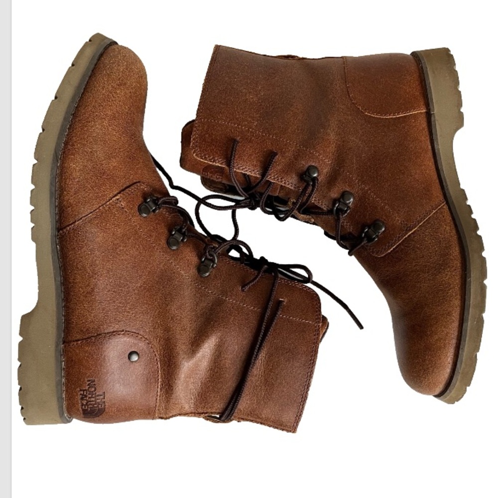 The North Face Women’s 9 Ballard Lace II Lug Boots Combat Hike Waterproof EUC - Picture 2 of 9